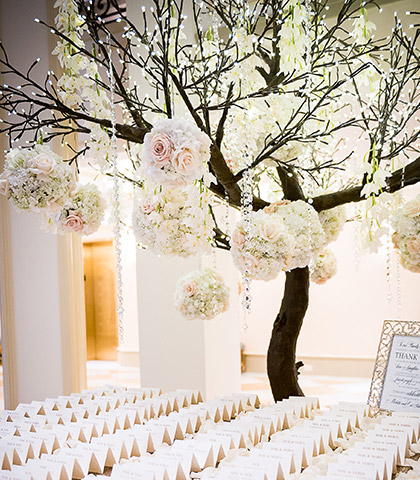 elegant wedding tree fesh flowers seating
