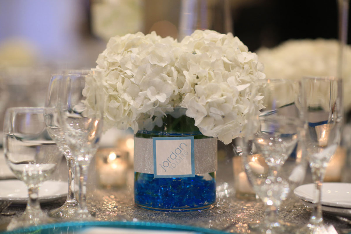 white-hydrangea-flower-party-centerpiece-blue-crystals