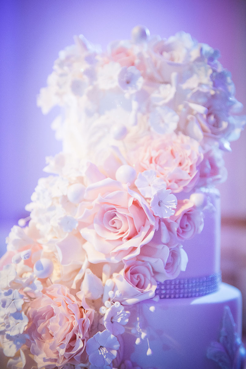 top-layer-cake-flower-design
