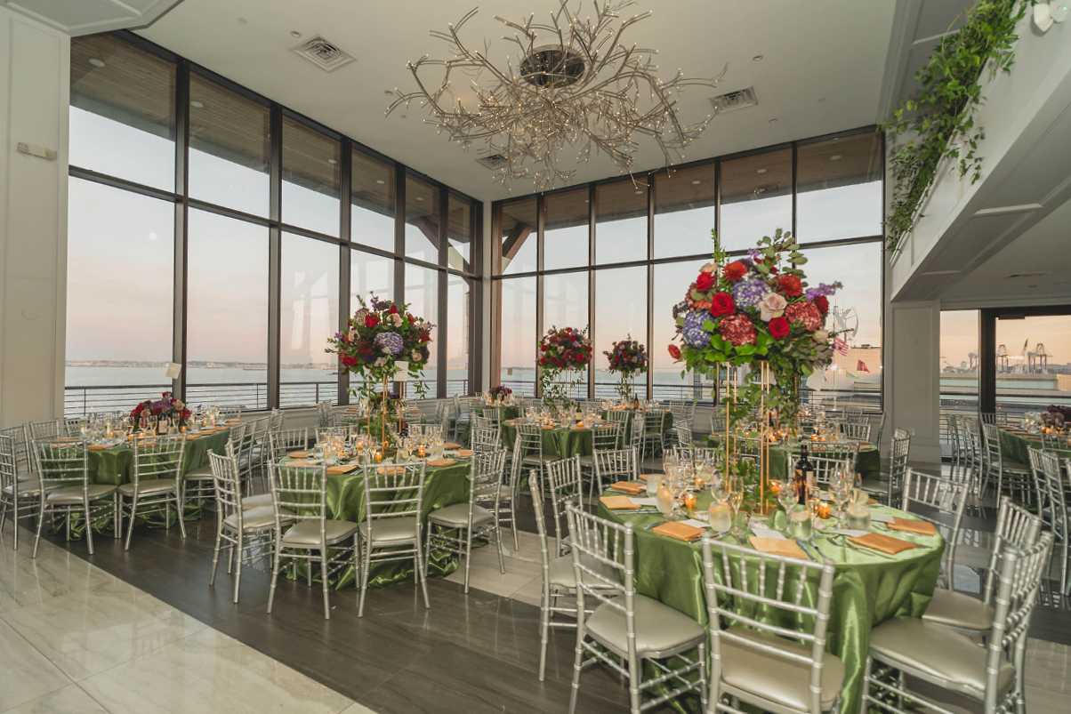 17-jewelHorizontal16 C050