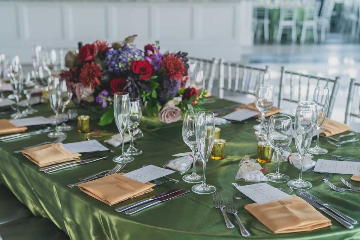 19-jewelHorizontal6 C050